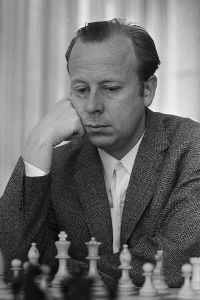 Wolfgang Uhlmann, melhor jogador de xadrez da Alemanha Oriental